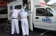 Ecuadorian Doctors Protest Healthcare Crisis as Patients Bring Own Medications to Surgery