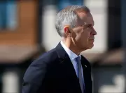 Editorial: Federal Conflict Law Notoriously Weak; Blind Trusts Not Truly Blind