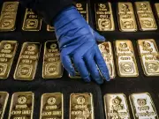Gold Rises on Iran-US Talks Optimism, Fed Probe Ends