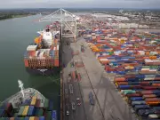 Major Buyers Eye CPPIB and Omers' Sale of UK Port Operator Stake