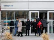 Nearly 1,000 Public Servants Seek Early Retirement Amid Federal Workforce Shifts