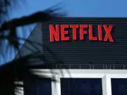Netflix Stock Plummets After Disappointing Forecast, Co-Founder Hastings Steps Down