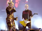 No Doubt Guitarist Tom Dumont Reveals Early-Onset Parkinson's Diagnosis