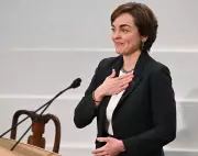 Quebec Premier Christine Fréchette Vows to Challenge Ottawa Over Charter Override