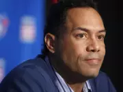 Roberto Alomar Breaks Silence on Lifetime Baseball Ban, Claims Innocence