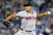 Suarez Shines as Red Sox Blank Blue Jays 5-0 in Series Opener