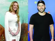 Sydney Sweeney and Scooter Braun Display Affection at Euphoria Season 3 Premiere
