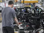 U.S. Tariff Shift Threatens Canadian Manufacturing Sector with Billions at Stake