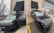 Vehicle Crashes into Barrie Storefront on Mapleview Drive, No Injuries Reported
