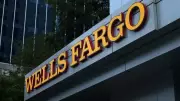 Wells Fargo Shares Drop as Interest Income Falls Short of Wall Street Expectations