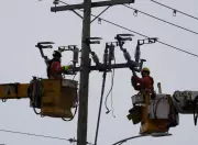 Widespread Power Outages Hit Quebec, Thousands Left in the Dark