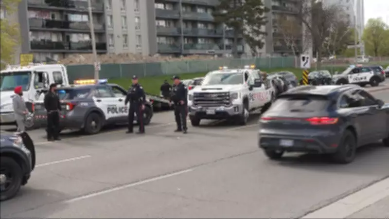 1 hospitalized after 3-vehicle crash in Scarborough, Toronto