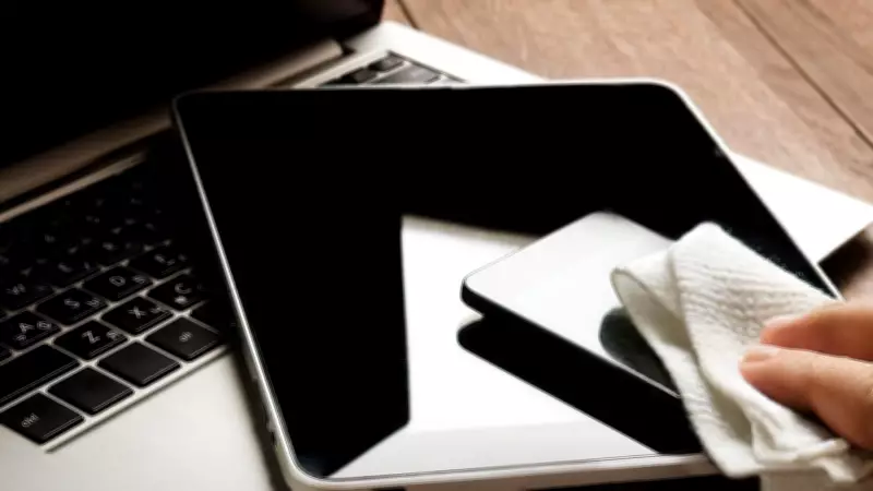 12 Desk Cleaning Products to Keep Screens and Keyboards Spotless