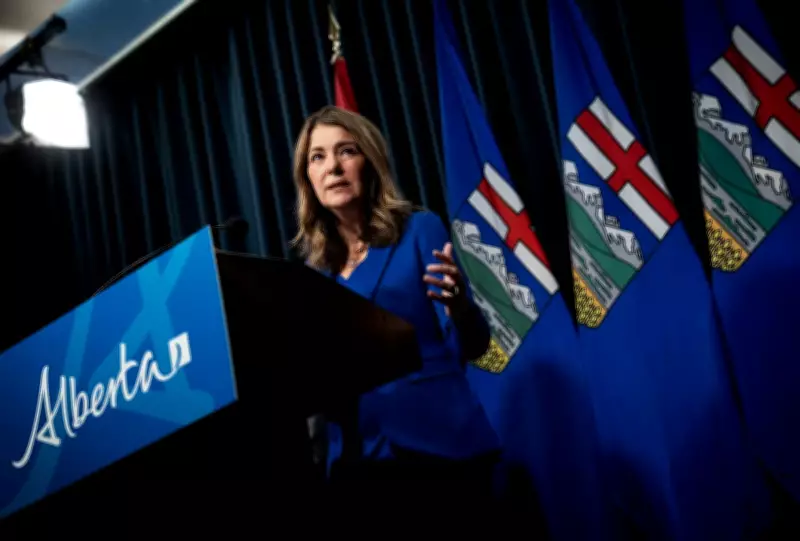 Alberta Premier Danielle Smith Gets CSIS Security Clearance for Briefings