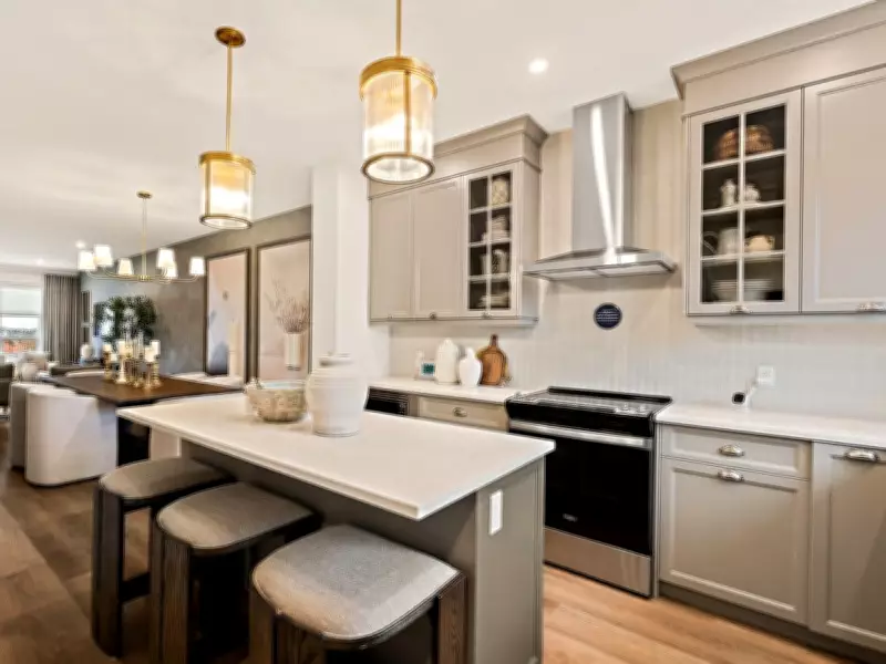 Alder Duplex Kitchen Design Maximizes Space and Efficiency