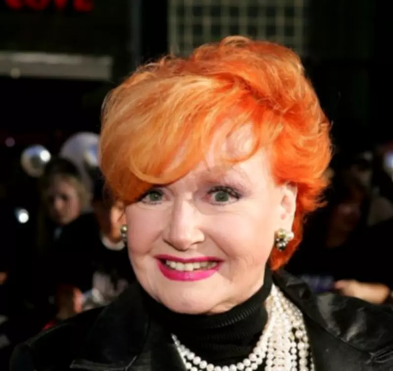 Ann Robinson, Star of 'The War of the Worlds,' Dies at 96