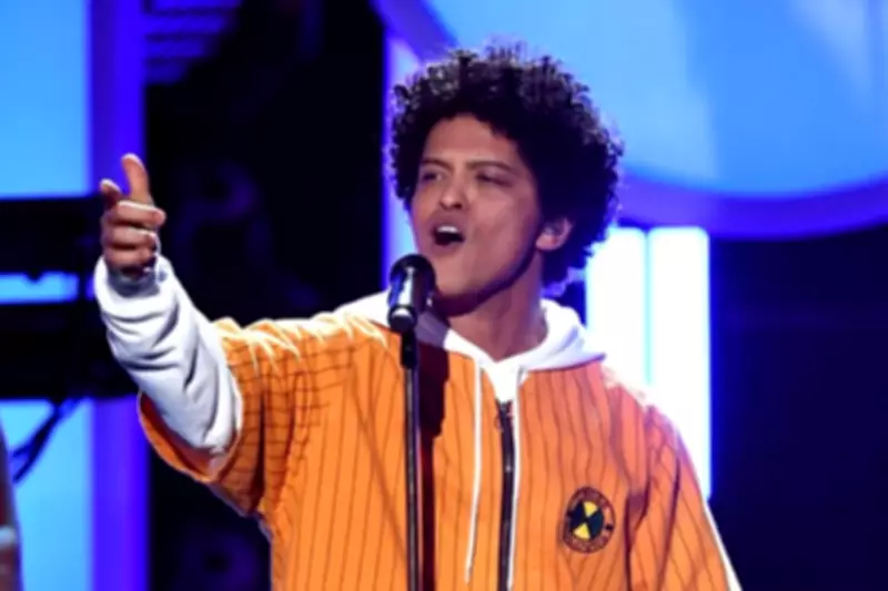 Bruno Mars Promises to Make It Up to Fans After Toronto Concert Postponed Due to Rain
