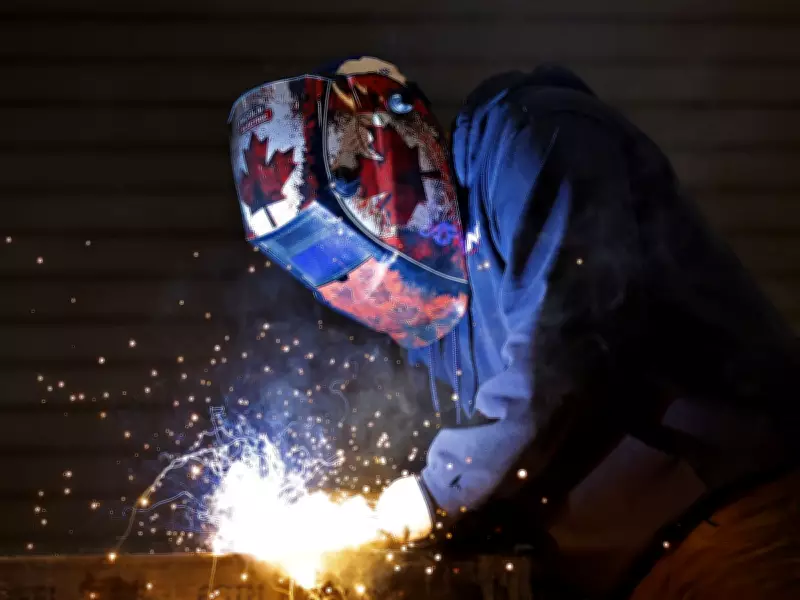Canada Equipment Manufacturing Jobs Drop 1.9% in 2025 Amid Trade Woes