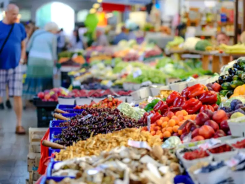 Canadian Retail Sales Rise for Fourth Straight Month Despite Economic Pressures