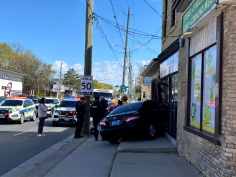 Car Strikes Building in London, Ontario on Wharncliffe Road