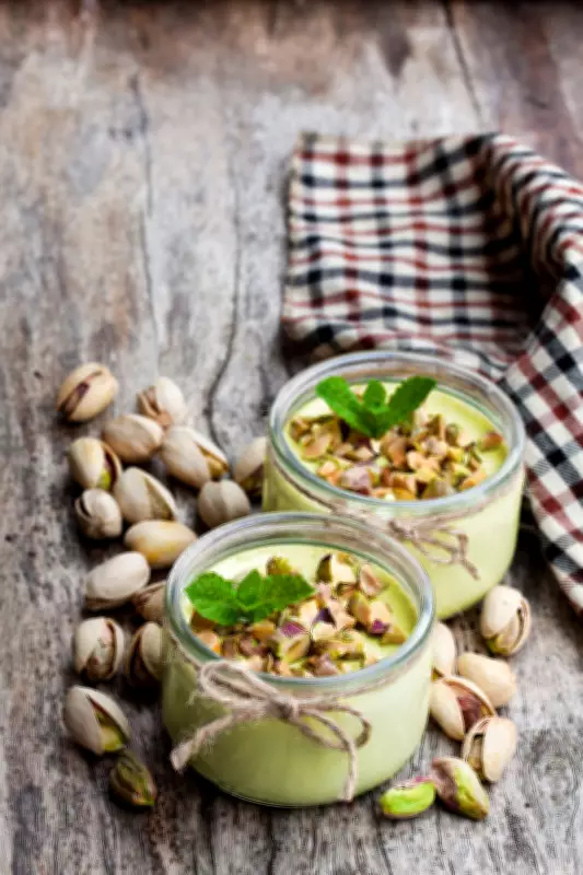 Cool-Looking Food Displays for Spring Entertaining Ideas