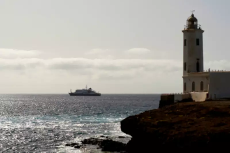 Cruise Ship with Suspected Hantavirus Outbreak Kills 3, Waits for Help