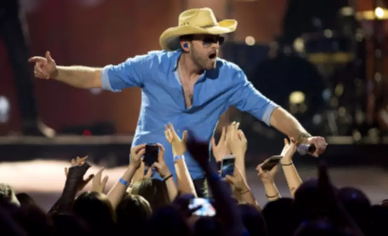 Dean Brody and The Reklaws to Perform in Windsor This Summer
