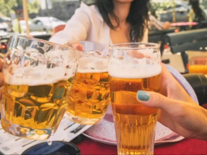 Dear Abby: Teen's Stepdad Encourages Underage Drinking, Grandparents Seek Advice