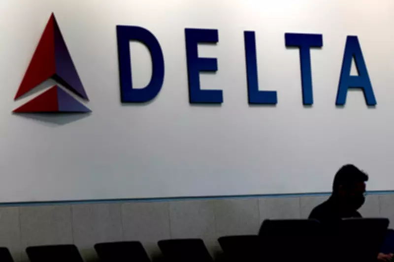 Delta Passenger Removed for Refusing to End Phone Call During Taxiing