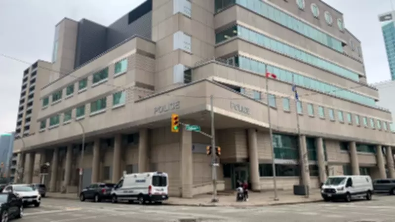 Demoted Windsor Cop to Stay Suspended with Pay