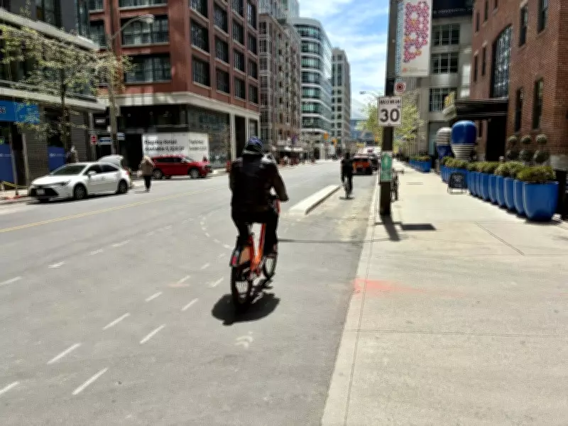 Downtown Toronto Traffic Complicated by New Blue Jays Way Bike Lane