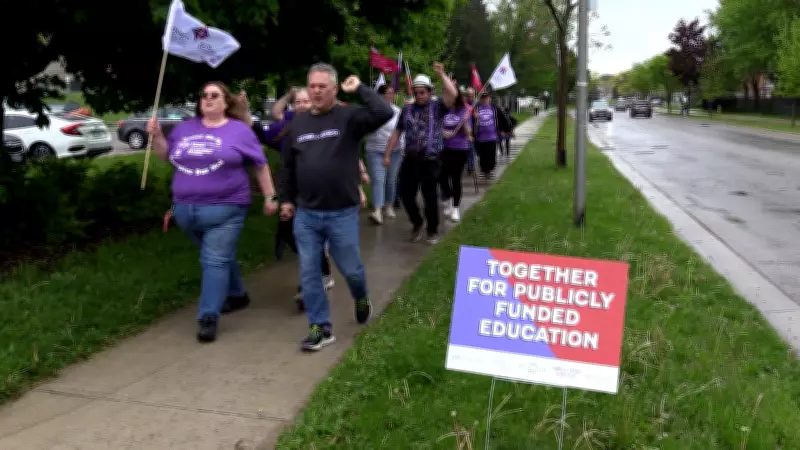 Education Workers Rally in London, Demand More Government Support