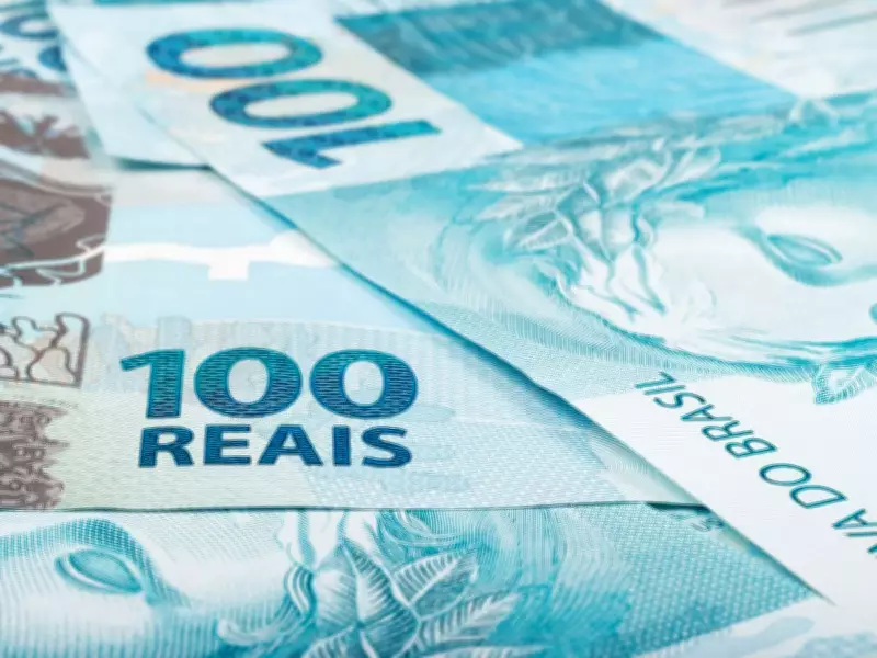Eight Million Brazilian Firms Miss Payments Amid Debt Crisis