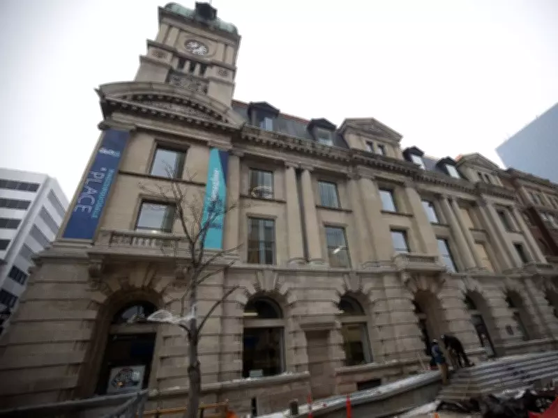 Globe Theatre to Update School Policies After Students Exit Play Over Sexual Content