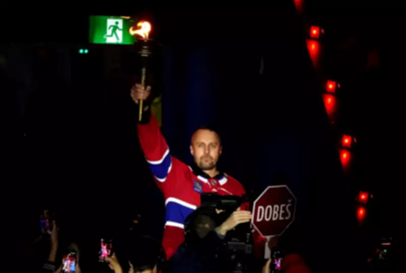 Halak Gets Hero's Welcome in Montreal Before Canadiens Playoff Game