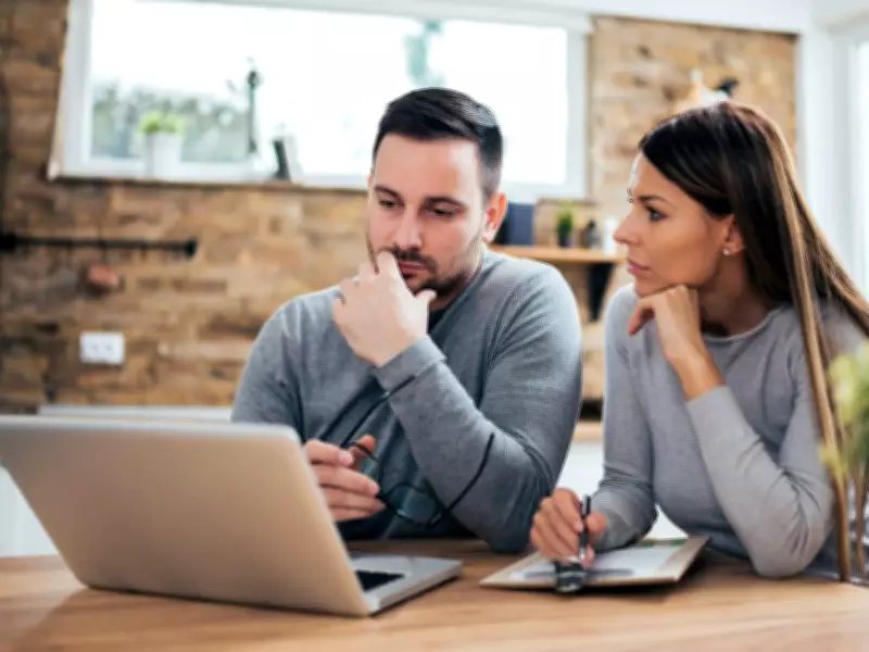 How to Stop Arguing with Your Spouse About Money: Expert Advice