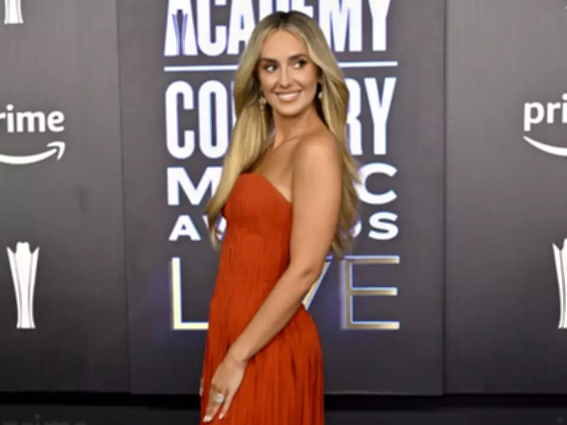 Lainey Wilson Dazzles in Second-Ever Dress at 2026 ACM Awards