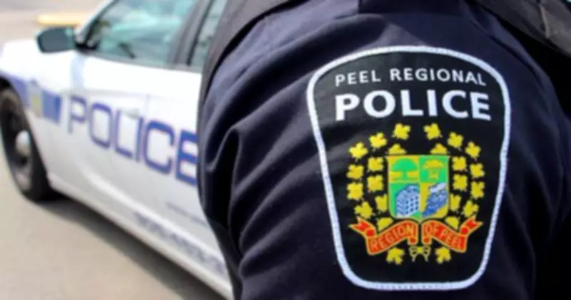 Man injured in Brampton plaza stabbing, police say pocket knife used