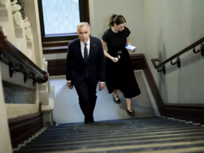 Mark Carney's Approval Rating Drops Below 60% Despite Liberal Lead in Polls