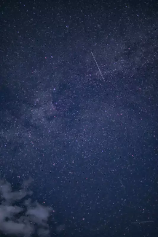Meteor over Massachusetts causes explosion reports, sightings from Delaware to Montreal