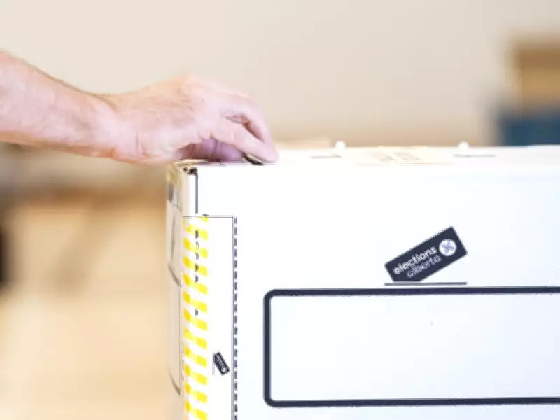 Most Albertans Angry About Fall Referendum, Survey Finds
