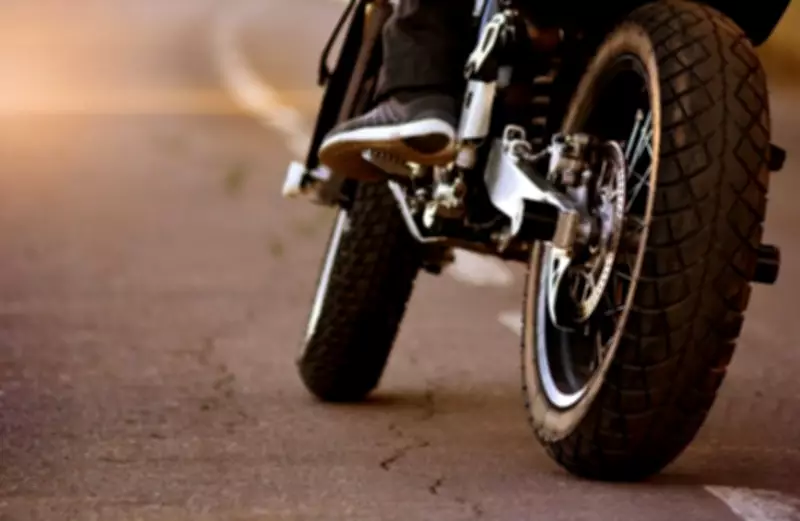 Motorcyclist Speeding on Highway 40 in Montreal Caught by Police
