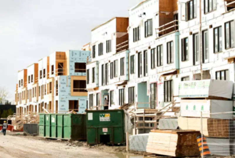 New home sales in Toronto spurred by HST rebate, but condos struggle