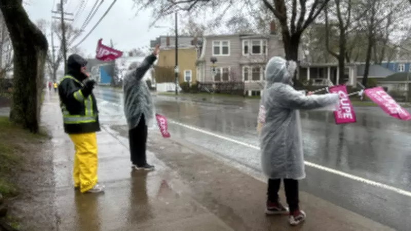 No Deal in CUPE Strike: N.S. Long-Term Care Workers Continue Picket Lines