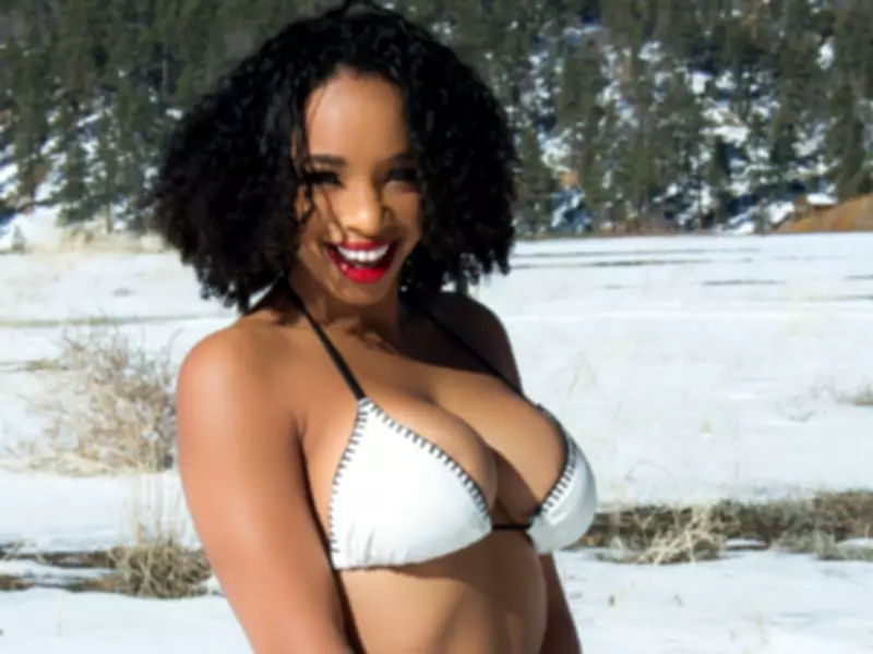 OnlyFans Housewife Pleads Guilty in Kinky Sex Death of Client