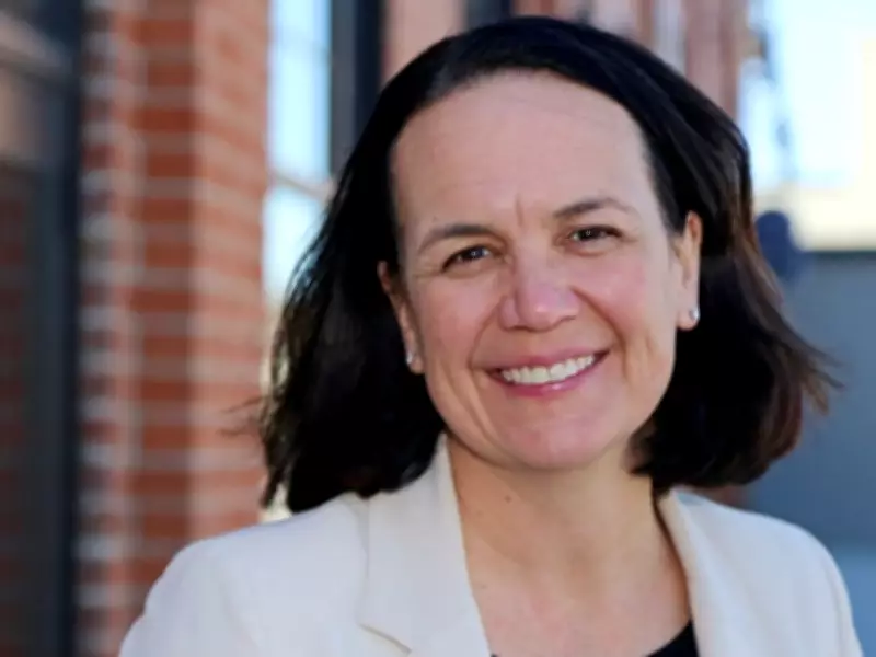 Ontario Liberal leadership race gains second candidate: MPP Lee Fairclough