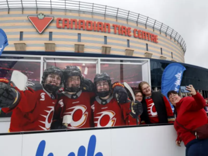 Ottawa Charge fans gear up for PWHL playoff series against Boston Fleet