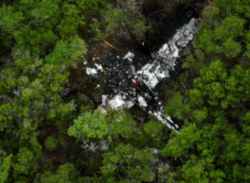 Plane carrying pickleball players crashes in Texas, killing all 5 on board
