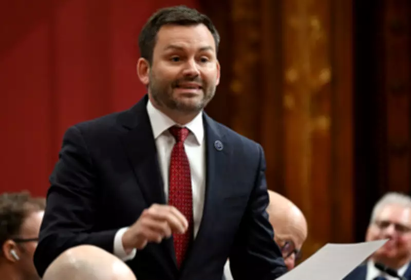 PQ Leader Promises Proactive International Role for Quebec