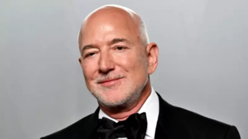 Protesters Urge Boycott of Bezos-Hosted Met Gala Over ICE Ties